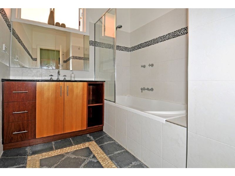 13 Neil Street, Hadfield VIC 3046