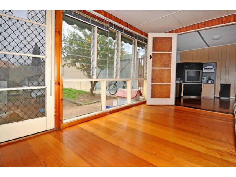 13 Neil Street, Hadfield VIC 3046