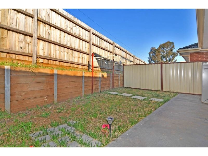 1/1 Farringdon Street, Pascoe Vale VIC 3044