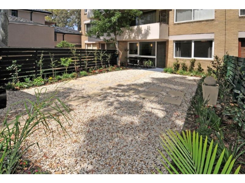 2/11 Currajong Street, Glenroy VIC 3046