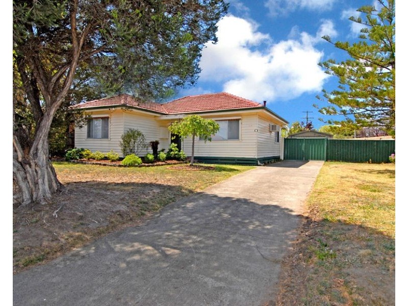 52 Tarana Avenue, Glenroy VIC 3046