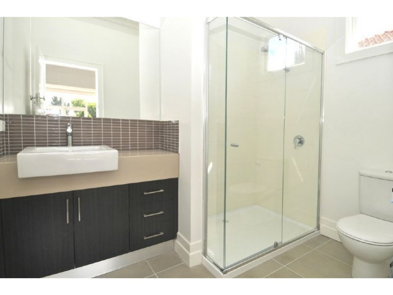 33 Arndt Road, Pascoe Vale VIC 3044