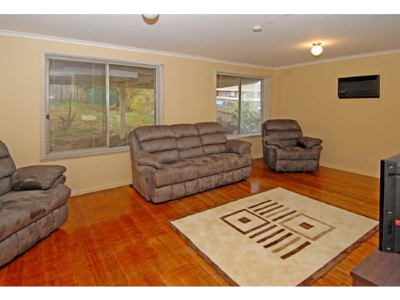 94 Ripplebrook Drive, Broadmeadows VIC 3047