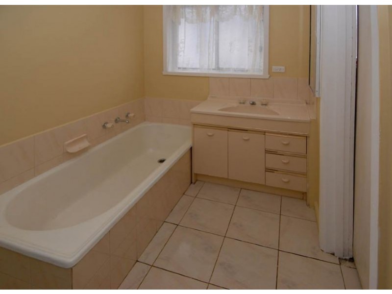 94 Ripplebrook Drive, Broadmeadows VIC 3047