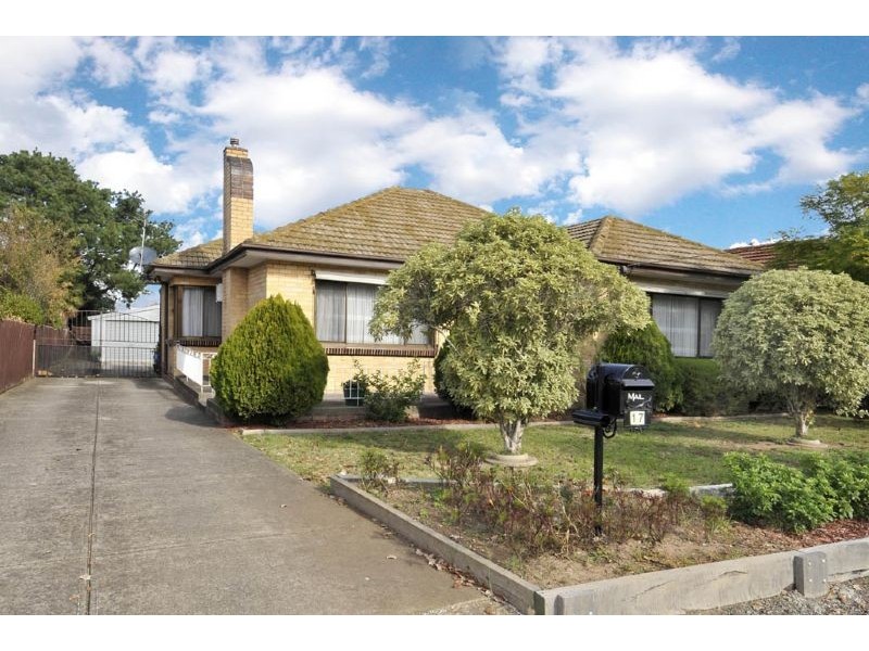 17 GLENROY ROAD, Glenroy VIC 3046