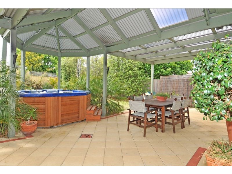 22 Melbourne Avenue, Glenroy VIC 3046