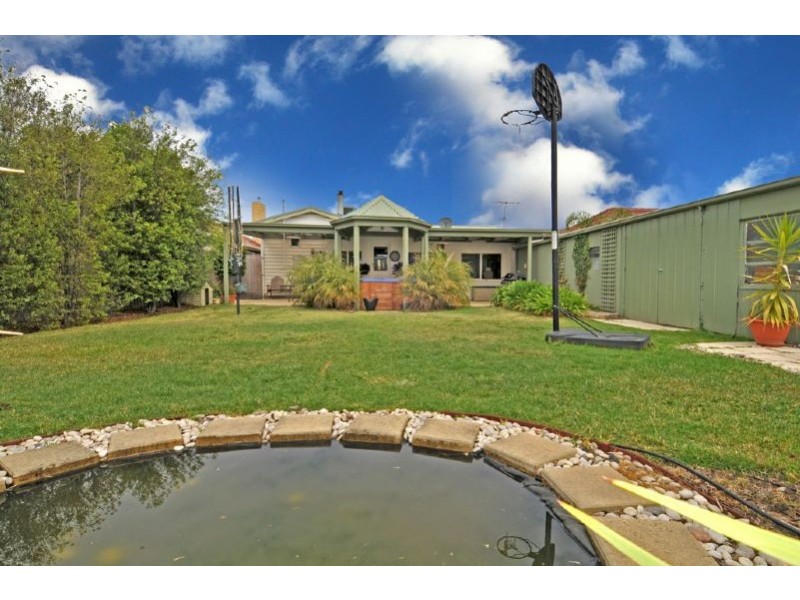 22 Melbourne Avenue, Glenroy VIC 3046