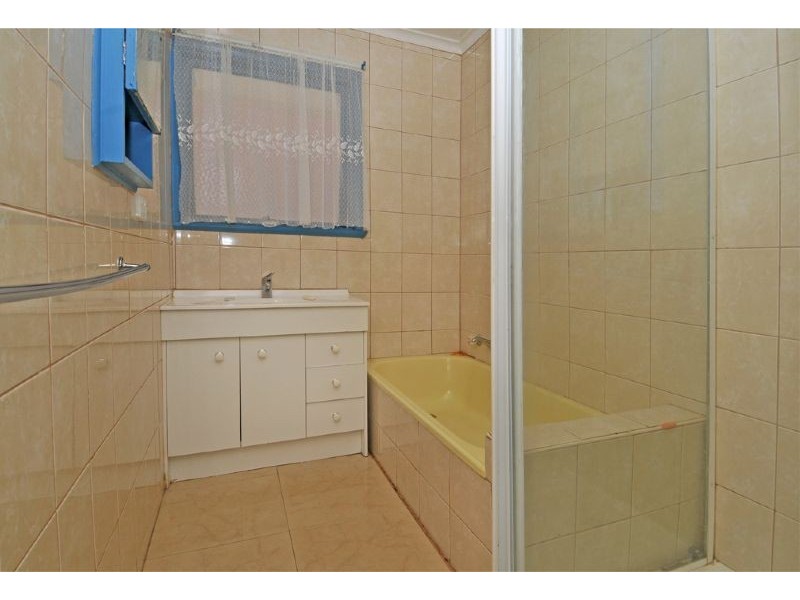 7 Patricia Drive, Fawkner VIC 3060