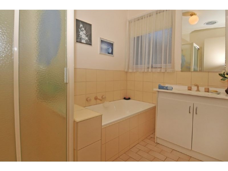 9 Amber Court, Pascoe Vale VIC 3044