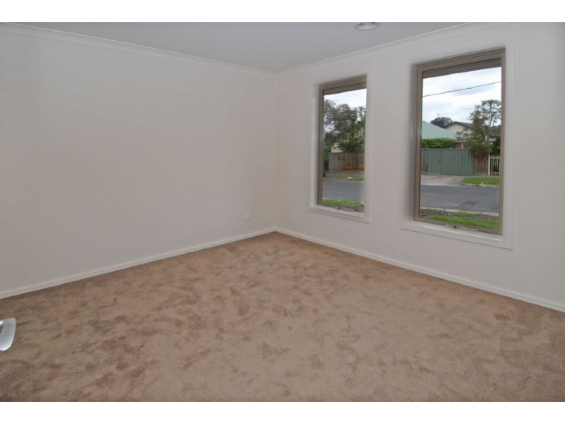 2/68 Daley Street, Glenroy VIC 3046