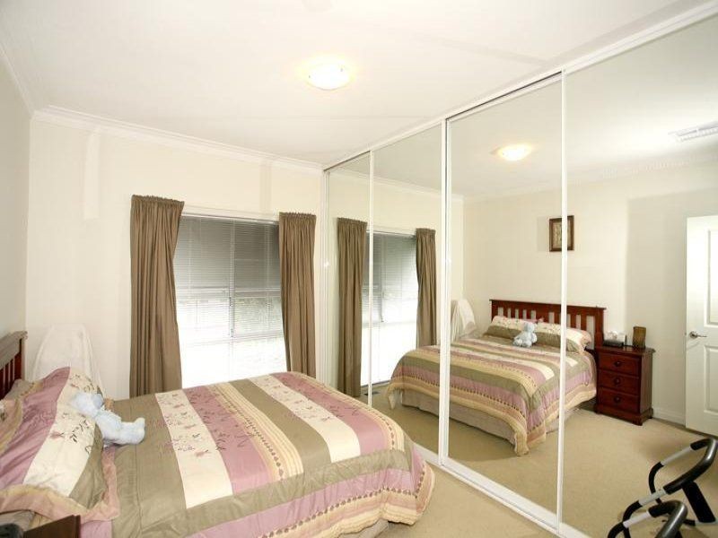 26 Cosmos Street, Glenroy VIC 3046