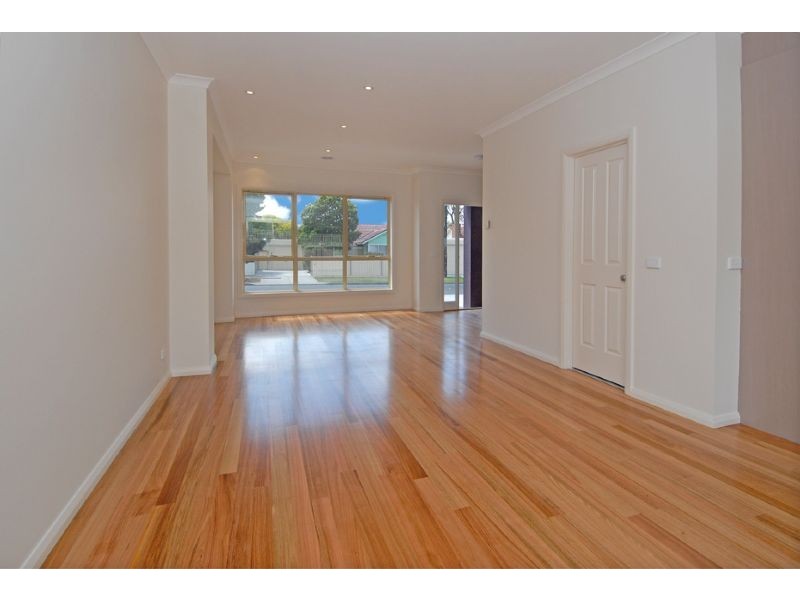 121 Justin Avenue, Glenroy VIC 3046