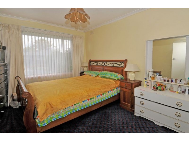 11 Kilmore Crescent, Dallas VIC 3047