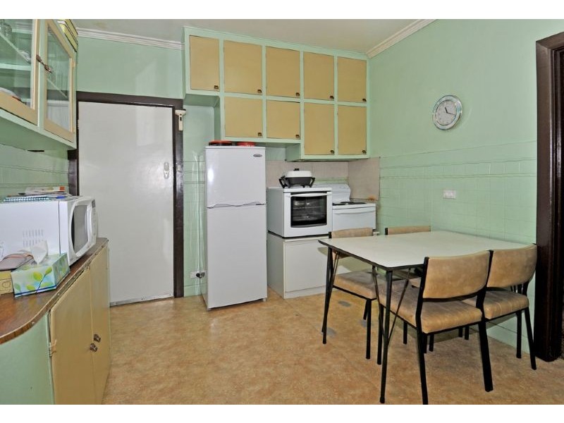 85 Plumpton Avenue, Glenroy VIC 3046