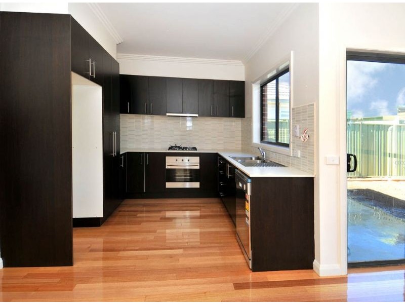 2/14 ST. JAMES STREET, Hadfield VIC 3046
