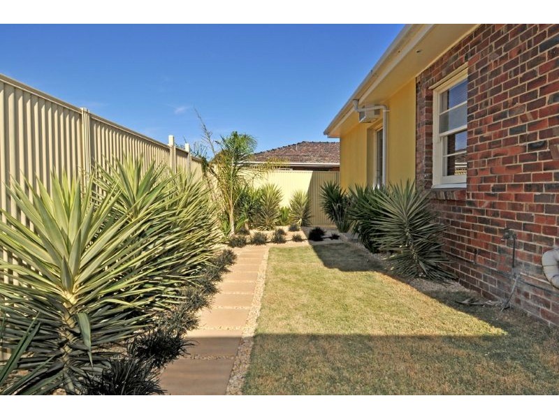 1/166 Glenroy Road, Glenroy VIC 3046