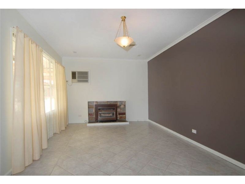 9 KIDDLE STREET, Fawkner VIC 3060