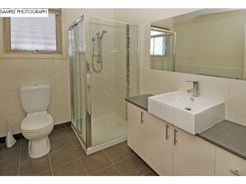 2A   Francis Street, Oak Park VIC 3046