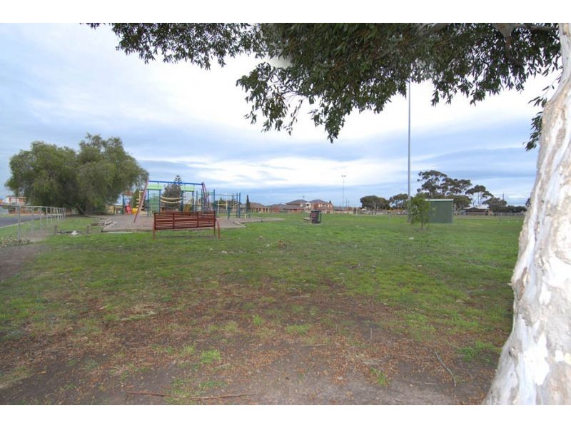 10/13 Church Street, Campbellfield VIC 3061