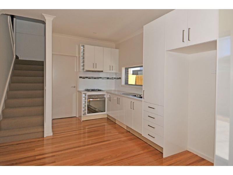 3/7 Widford Street, Glenroy VIC 3046