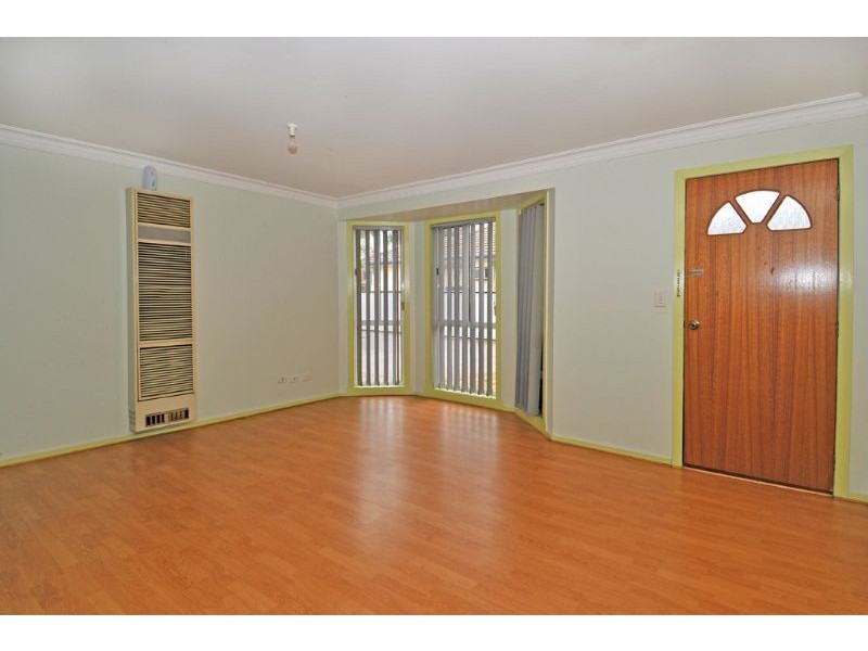 2/67 Rhodes Parade, Oak Park VIC 3046