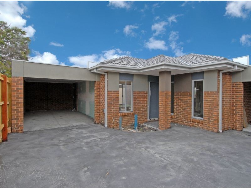 4/17 Mackinnon Grove, Glenroy VIC 3046