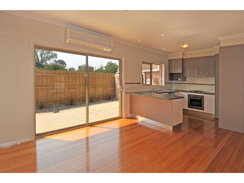 4/11 Danin Street, Pascoe Vale VIC 3044