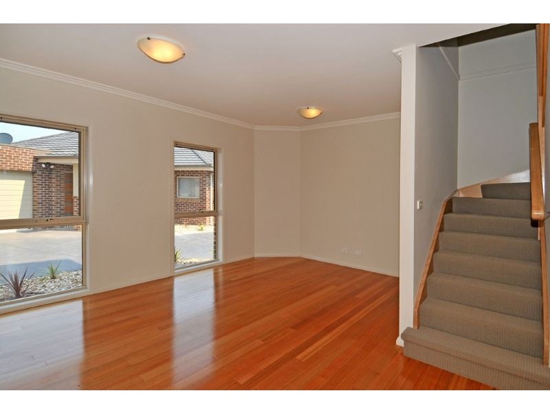 4/11 Danin Street, Pascoe Vale VIC 3044