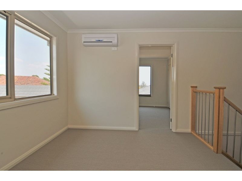 4/11 Danin Street, Pascoe Vale VIC 3044