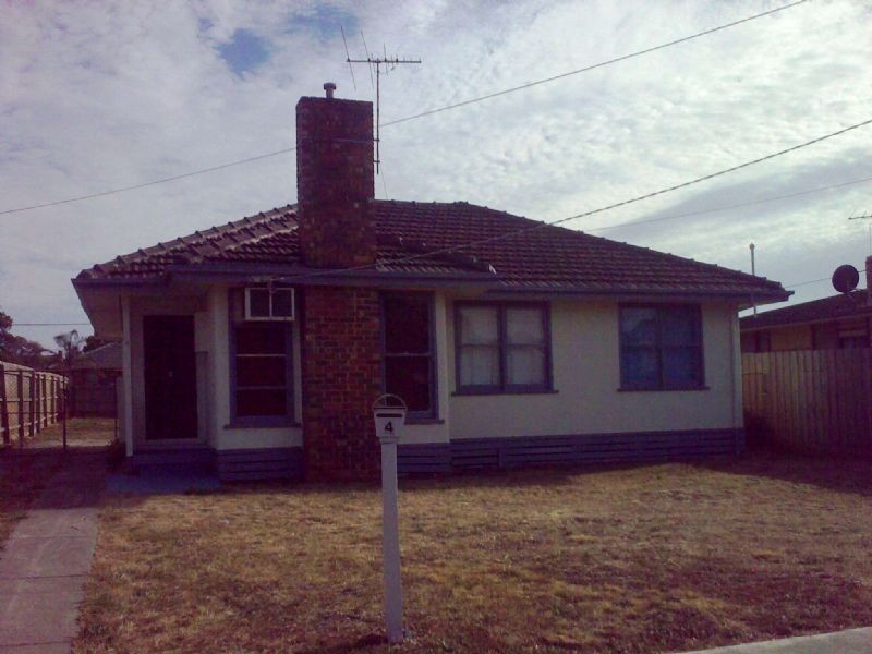 4 View Street, Glenroy VIC 3046