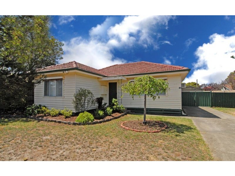 52 Tarana Avenue, Glenroy VIC 3046