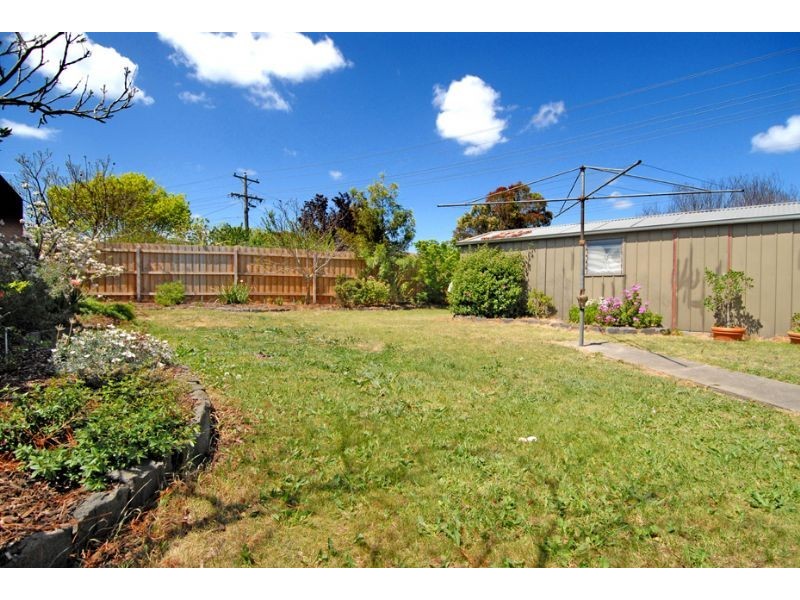 52 Tarana Avenue, Glenroy VIC 3046