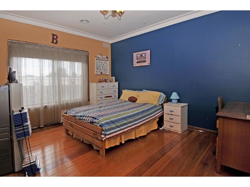 43 Langton Street, Glenroy VIC 3046