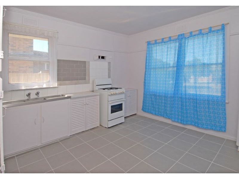 4 View Street, Glenroy VIC 3046