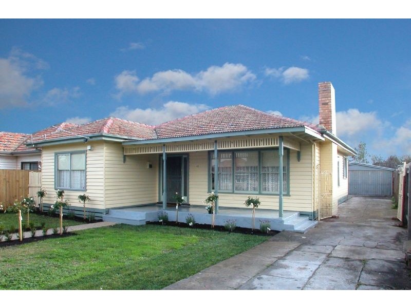 61 Isla Avenue, Glenroy VIC 3046