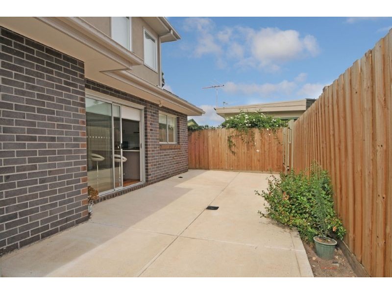 15 Rowan Street, Glenroy VIC 3046