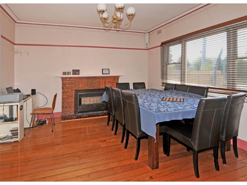 887 Pascoe Vale Road, Glenroy VIC 3046