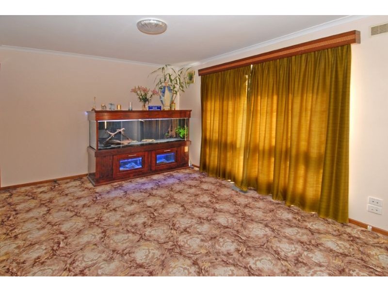 9 King Street, Dallas VIC 3047