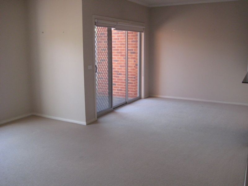 41 Watt Avenue, Oak Park VIC 3046