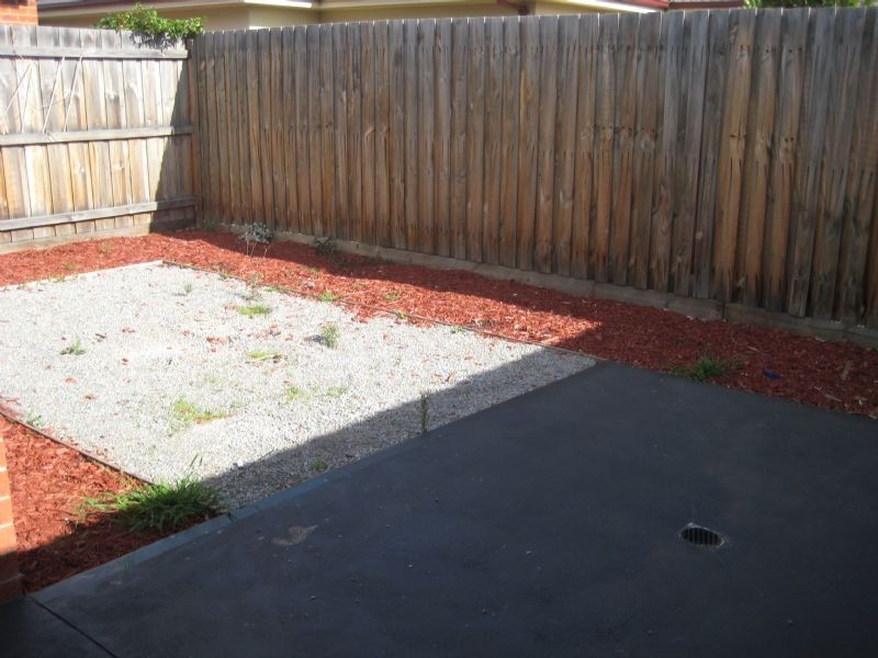 41 Watt Avenue, Oak Park VIC 3046