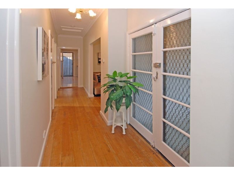 346 Waterloo Road, Glenroy VIC 3046