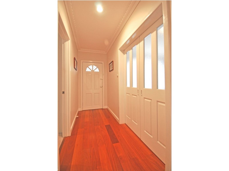 10 Leighton Crescent, Fawkner VIC 3060