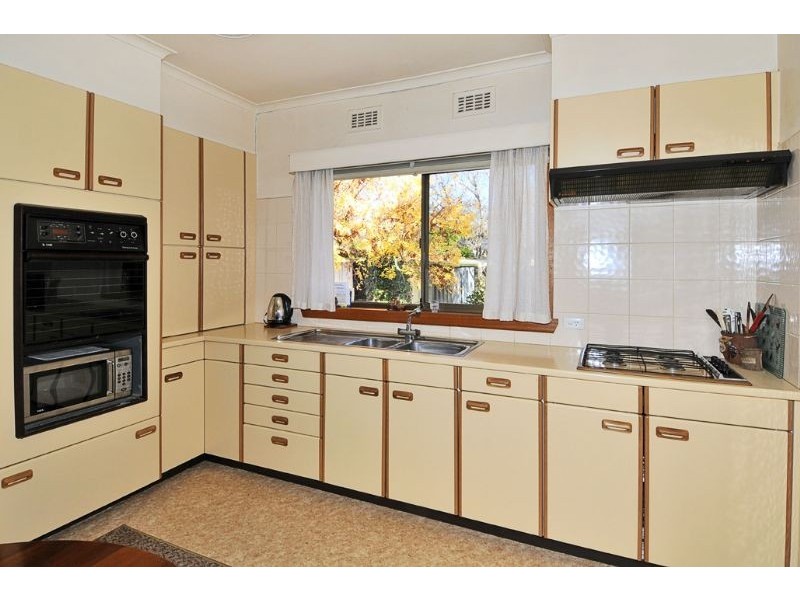 21 Glen Street, Glenroy VIC 3046