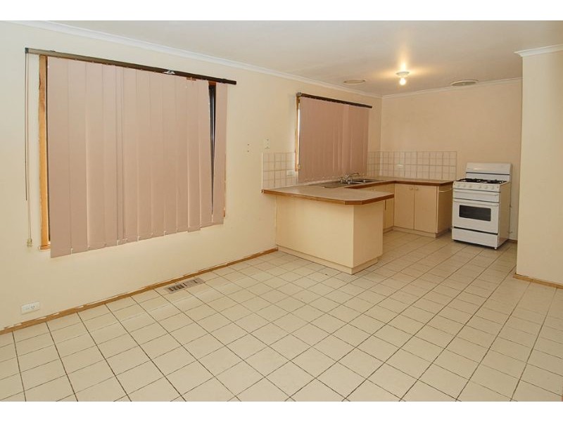 2/7 Tarwin Place, Meadow Heights VIC 3048