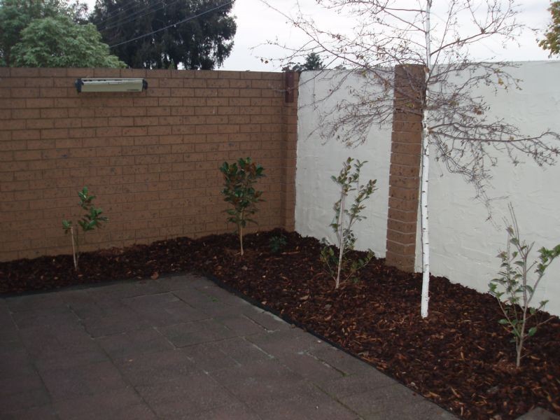 2/18 ACACIA STREET, Glenroy VIC 3046