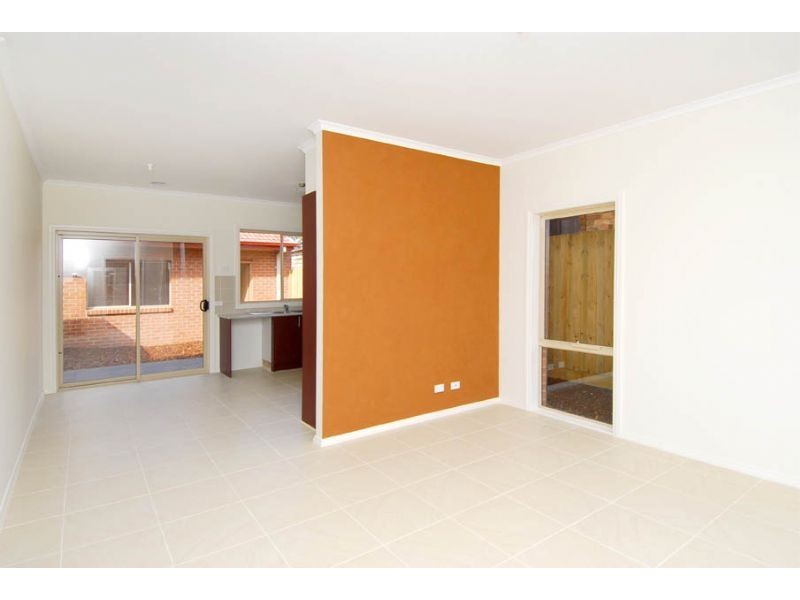 1/3 Mitchell Court, Glenroy VIC 3046