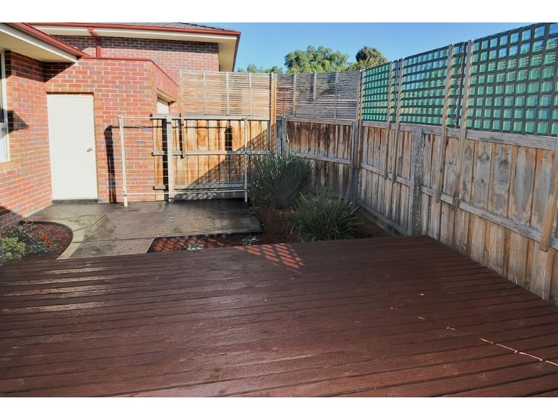 1/15 Chapman Avenue, Glenroy VIC 3046