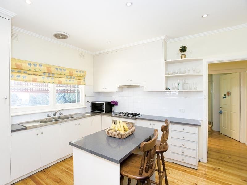 11 Hubert Avenue, Glenroy VIC 3046