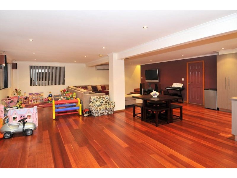 53 Outlook Drive, Glenroy VIC 3046