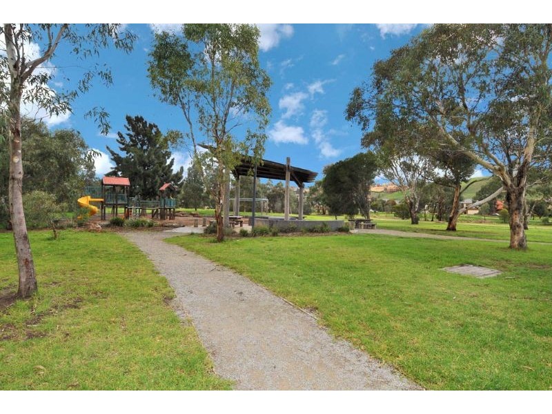 53 Outlook Drive, Glenroy VIC 3046